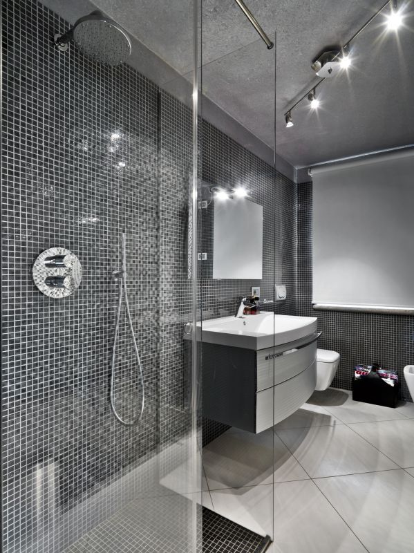 Luxury Shower with Rainfall Head